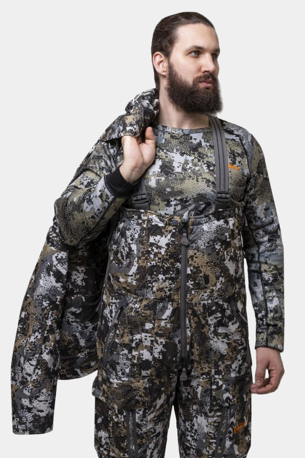 Костюм Necessity